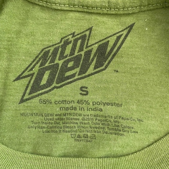 MOUNTAIN Dew 2010 Pepsi Co. graphic t-shirt - Picture 5 of 5